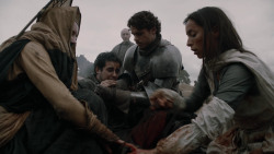 extant_GameOfThrones_2x04-GardenOfBones_0372