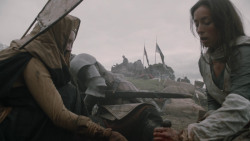 extant_GameOfThrones_2x04-GardenOfBones_0396