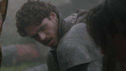 extant_GameOfThrones_2x04-GardenOfBones_0405
