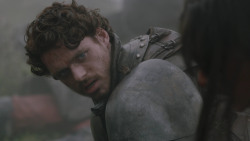 extant_GameOfThrones_2x04-GardenOfBones_0407