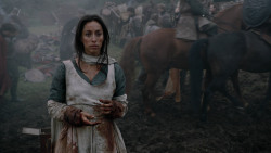 extant_GameOfThrones_2x04-GardenOfBones_0445