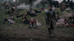 extant_GameOfThrones_2x04-GardenOfBones_0452