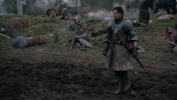 extant_GameOfThrones_2x04-GardenOfBones_0457
