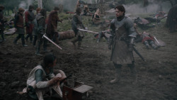 extant_GameOfThrones_2x04-GardenOfBones_0460