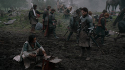 extant_GameOfThrones_2x04-GardenOfBones_0474