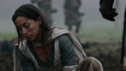 extant_GameOfThrones_2x04-GardenOfBones_0481