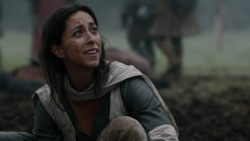 extant_GameOfThrones_2x04-GardenOfBones_0493