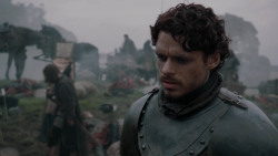 extant_GameOfThrones_2x04-GardenOfBones_0497