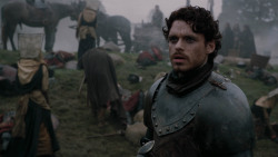 extant_GameOfThrones_2x04-GardenOfBones_0520