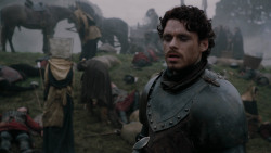 extant_GameOfThrones_2x04-GardenOfBones_0523