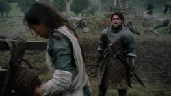 extant_GameOfThrones_2x04-GardenOfBones_0540