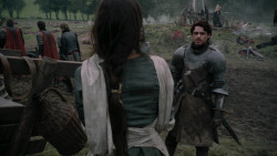 extant_GameOfThrones_2x04-GardenOfBones_0557