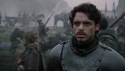 extant_GameOfThrones_2x04-GardenOfBones_0566