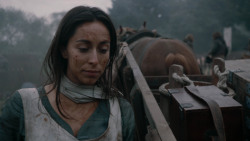 extant_GameOfThrones_2x04-GardenOfBones_0583