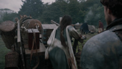 extant_GameOfThrones_2x04-GardenOfBones_0588