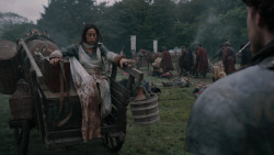 extant_GameOfThrones_2x04-GardenOfBones_0593