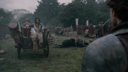 extant_GameOfThrones_2x04-GardenOfBones_0597