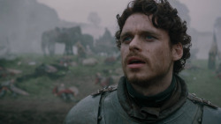 extant_GameOfThrones_2x04-GardenOfBones_0607