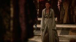 extant_GameOfThrones_2x04-GardenOfBones_0699