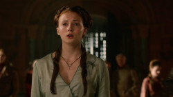 extant_GameOfThrones_2x04-GardenOfBones_0725