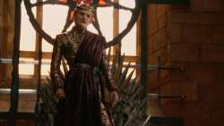 extant_GameOfThrones_2x04-GardenOfBones_0742