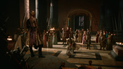 extant_GameOfThrones_2x04-GardenOfBones_0750