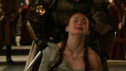 extant_GameOfThrones_2x04-GardenOfBones_0752