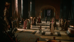 extant_GameOfThrones_2x04-GardenOfBones_0777
