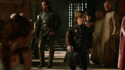 extant_GameOfThrones_2x04-GardenOfBones_0786