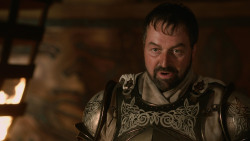 extant_GameOfThrones_2x04-GardenOfBones_0793