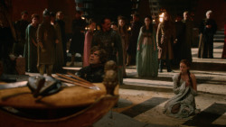 extant_GameOfThrones_2x04-GardenOfBones_0808