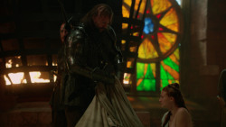 extant_GameOfThrones_2x04-GardenOfBones_0816