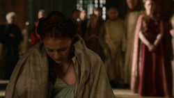 extant_GameOfThrones_2x04-GardenOfBones_0820