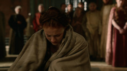 extant_GameOfThrones_2x04-GardenOfBones_0822