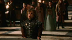 extant_GameOfThrones_2x04-GardenOfBones_0831