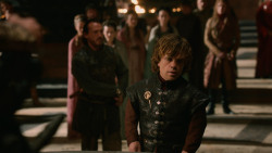 extant_GameOfThrones_2x04-GardenOfBones_0842