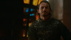 extant_GameOfThrones_2x04-GardenOfBones_0856