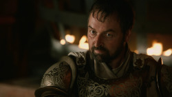 extant_GameOfThrones_2x04-GardenOfBones_0864