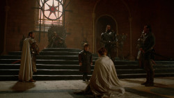 extant_GameOfThrones_2x04-GardenOfBones_0872