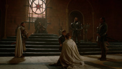 extant_GameOfThrones_2x04-GardenOfBones_0873