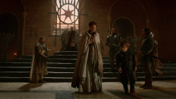 extant_GameOfThrones_2x04-GardenOfBones_0902