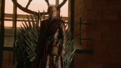 extant_GameOfThrones_2x04-GardenOfBones_0905