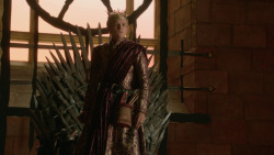 extant_GameOfThrones_2x04-GardenOfBones_0906