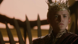 extant_GameOfThrones_2x04-GardenOfBones_0908