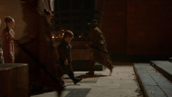 extant_GameOfThrones_2x04-GardenOfBones_0920