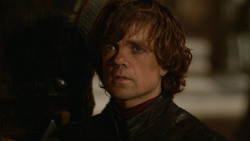 extant_GameOfThrones_2x04-GardenOfBones_0942
