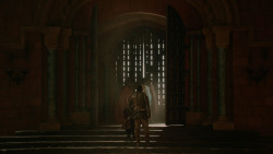 extant_GameOfThrones_2x04-GardenOfBones_0948
