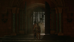 extant_GameOfThrones_2x04-GardenOfBones_0949