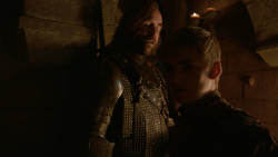 extant_GameOfThrones_2x04-GardenOfBones_1010