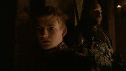 extant_GameOfThrones_2x04-GardenOfBones_1013